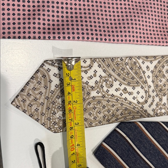 Dolcepunta Men's Tie Set of 3 - Pink, Navy, and Beige - Picture 5 of 5